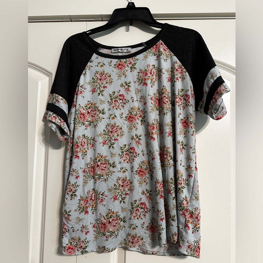 Floral tee